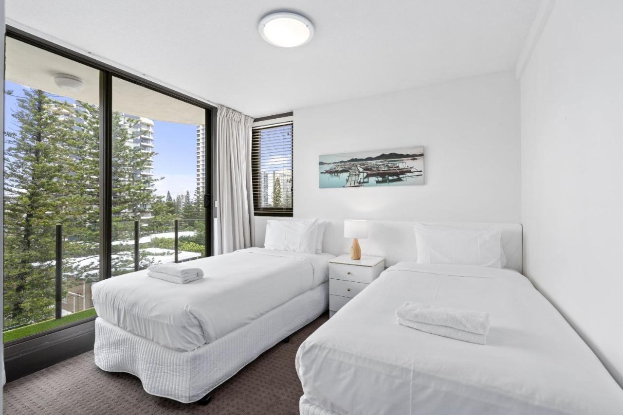 Premiere Apartments Gold Coast Exterior photo