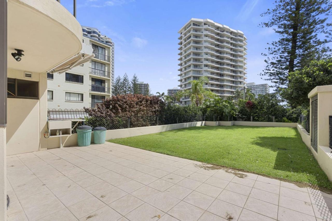 Premiere Apartments Gold Coast Exterior photo